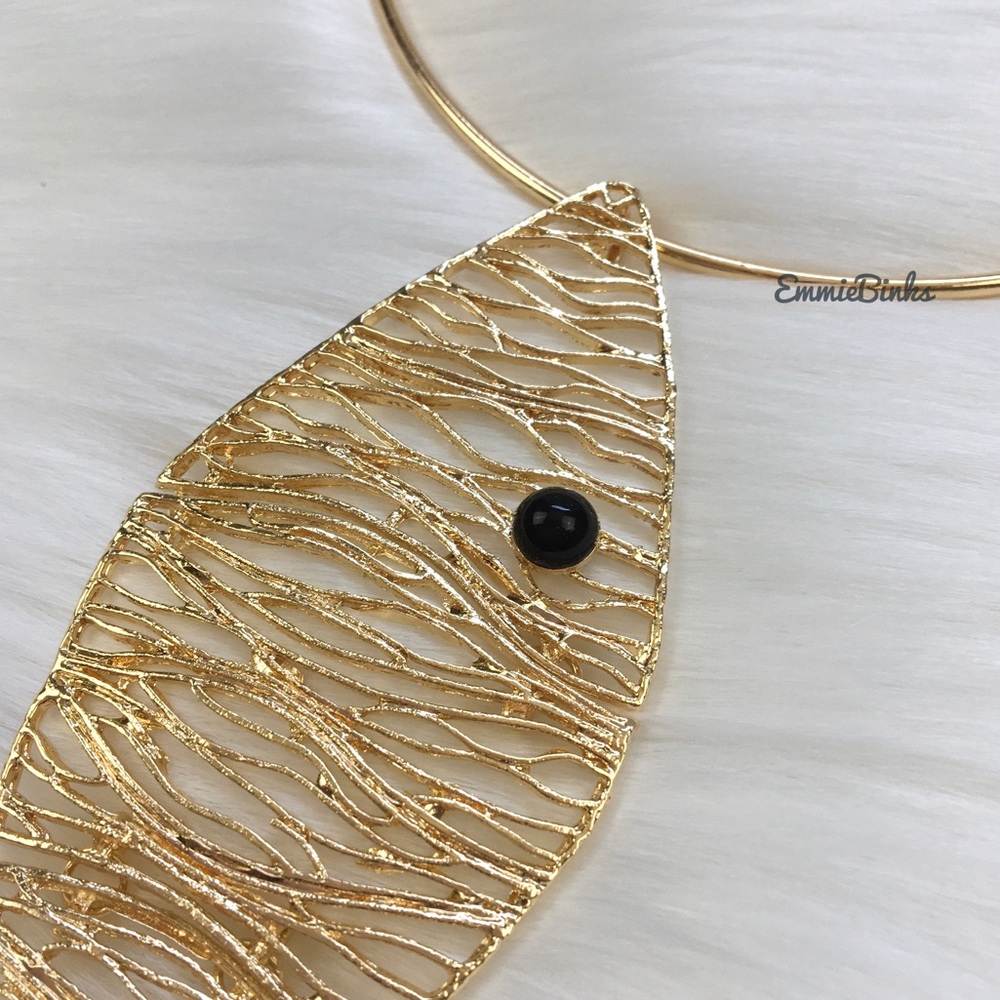 New Zara Fish Choker Necklace - Picture 8 of 15
